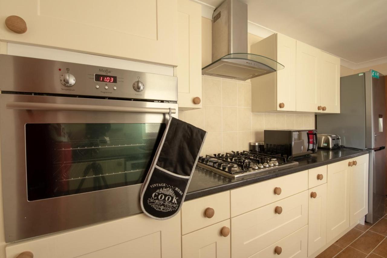Host & Stay - Hanover Apartment Swansea Exteriör bild